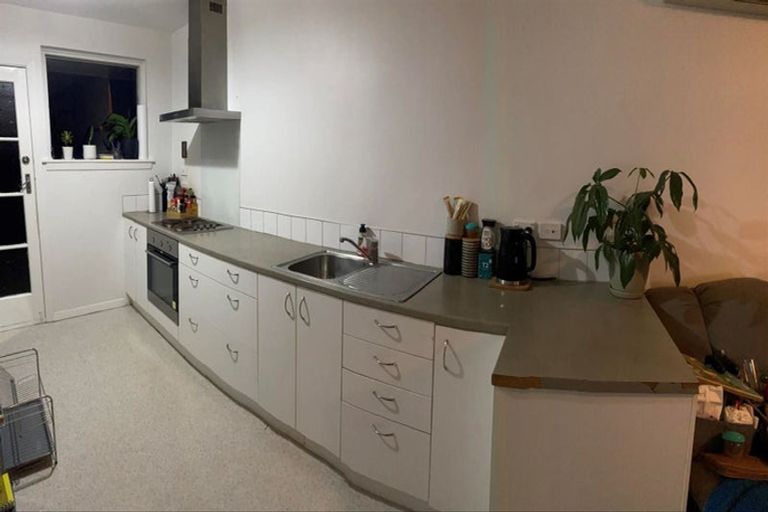 Photo of property in 2/15 Elizabeth Street, Riccarton, Christchurch, 8011