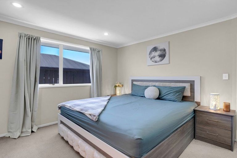 Photo of property in 6 Raddington Way, Huntington, Hamilton, 3210