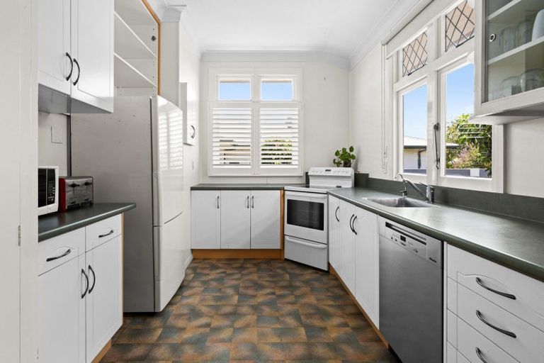 Photo of property in 23b Chambers Street, Havelock North, 4130