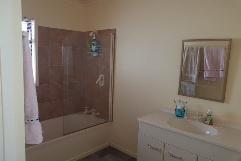 Photo of property in 47 Kiddle Drive, Hilltop, Taupo, 3330