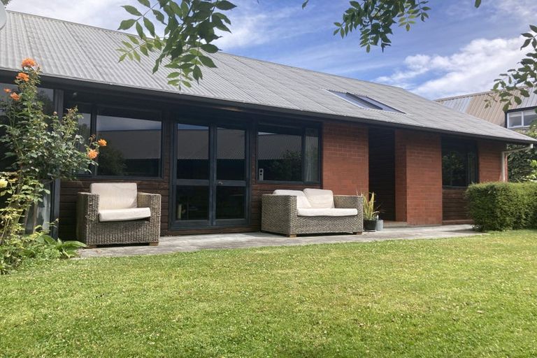 Photo of property in 1/36a Aylmer Street, Somerfield, Christchurch, 8024