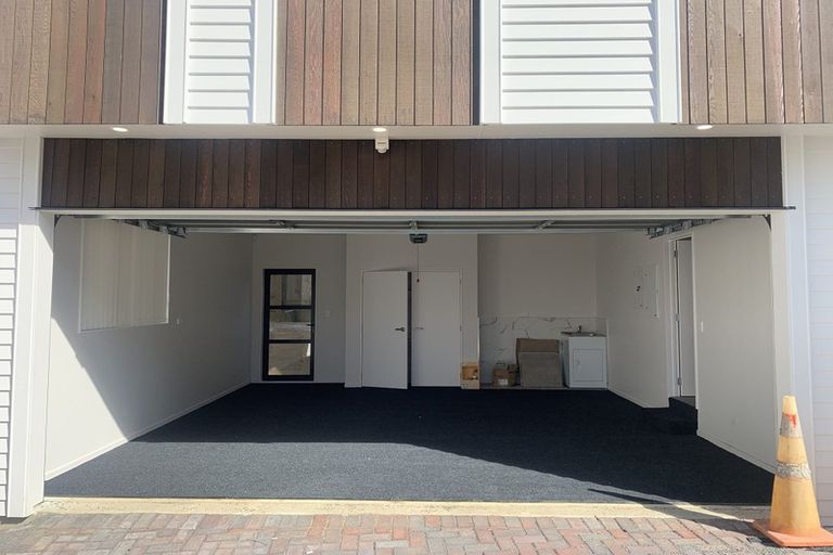 Photo of property in 338f Glenvar Road, Torbay, Auckland, 0630