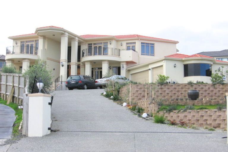 Photo of property in 6 Owenbeg Rise, Dannemora, Auckland, 2016