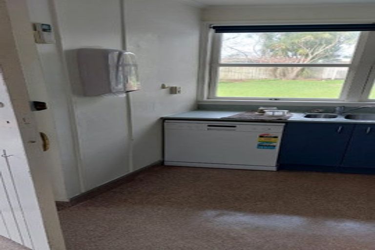 Photo of property in 10 Oraha Road, Huapai, Kumeu, 0810