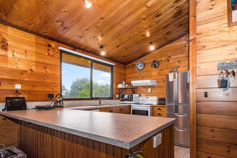 Photo of property in 19 Buchanan Place, Sunnybrook, Rotorua, 3015