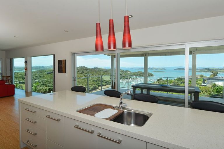 Photo of property in 27 Doves Bay Road, Kerikeri, 0294