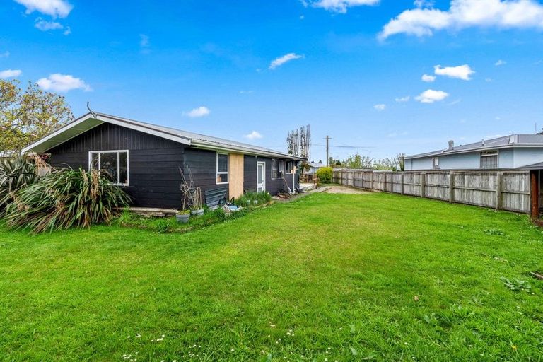 Photo of property in 22 Fenruss Street, Fairy Springs, Rotorua, 3015