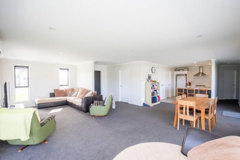 Photo of property in 19 Costello Drive, Ngatea, 3503