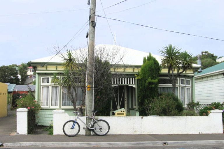 Photo of property in 13 Regent Street, Newtown, Wellington, 6021