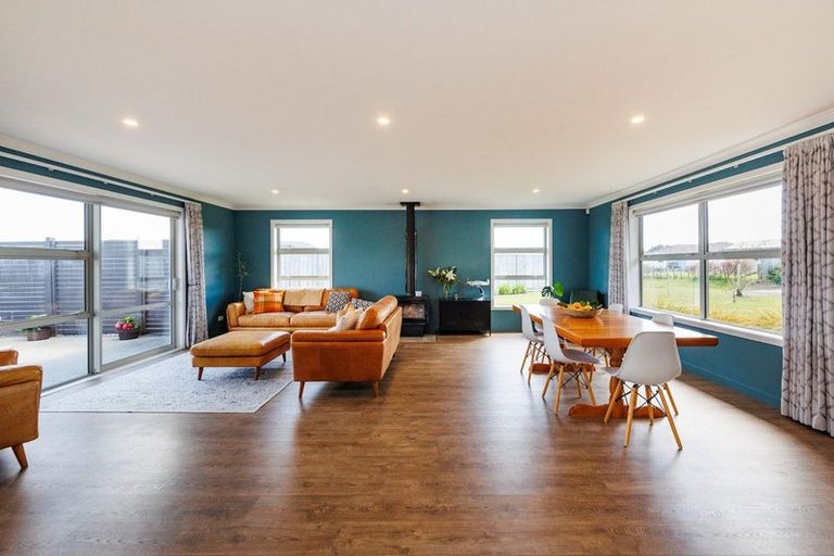 Photo of property in 98 Mount Taylor Drive, Feilding, 4775