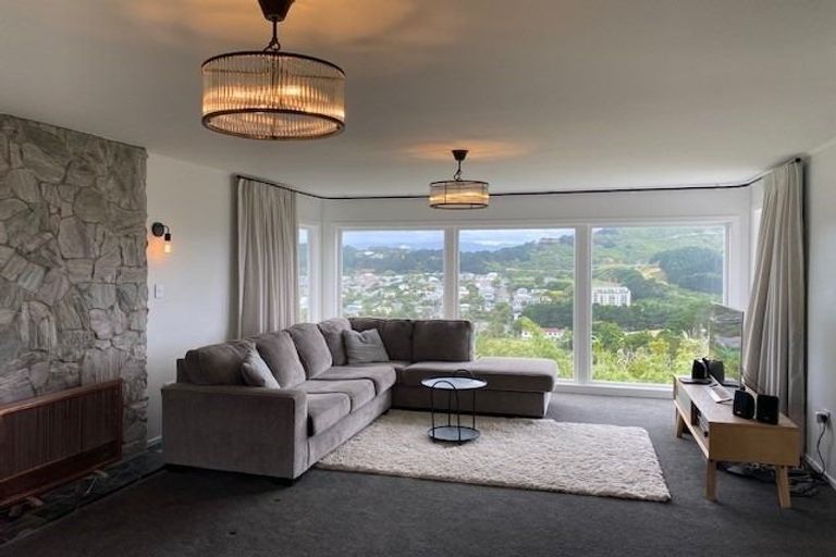 Photo of property in 25 Breton Grove, Kingston, Wellington, 6021