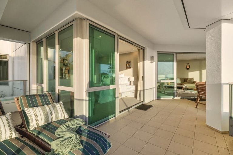 Photo of property in 201/136 Marine Parade, Mount Maunganui, 3116