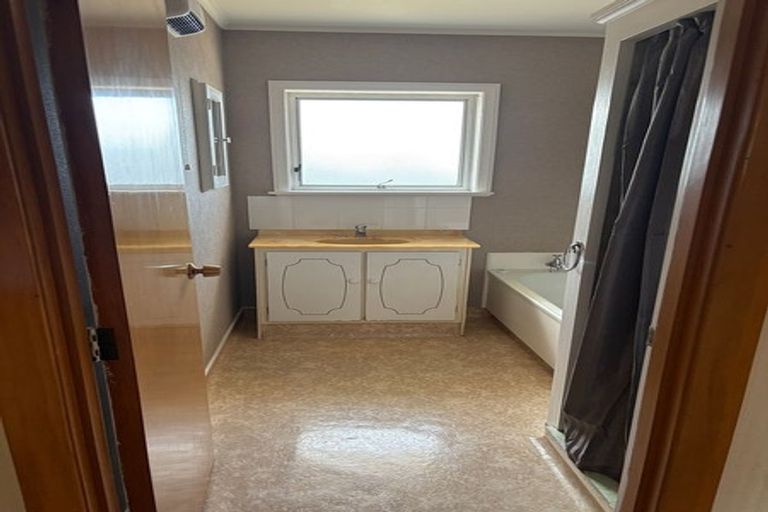 Photo of property in 44-46 Alexander Avenue, Onekawa, Napier, 4110