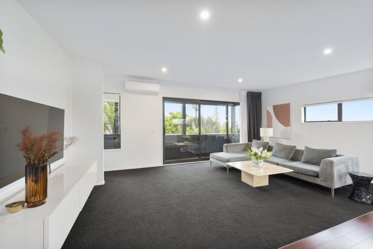 Photo of property in 239 Metcalfe Road, Ranui, Auckland, 0612