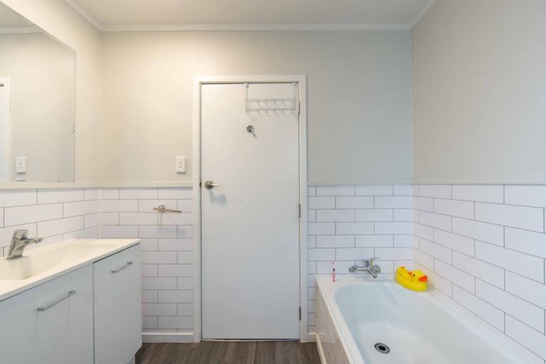 Photo of property in 109 Mount View Road, Melville, Hamilton, 3206