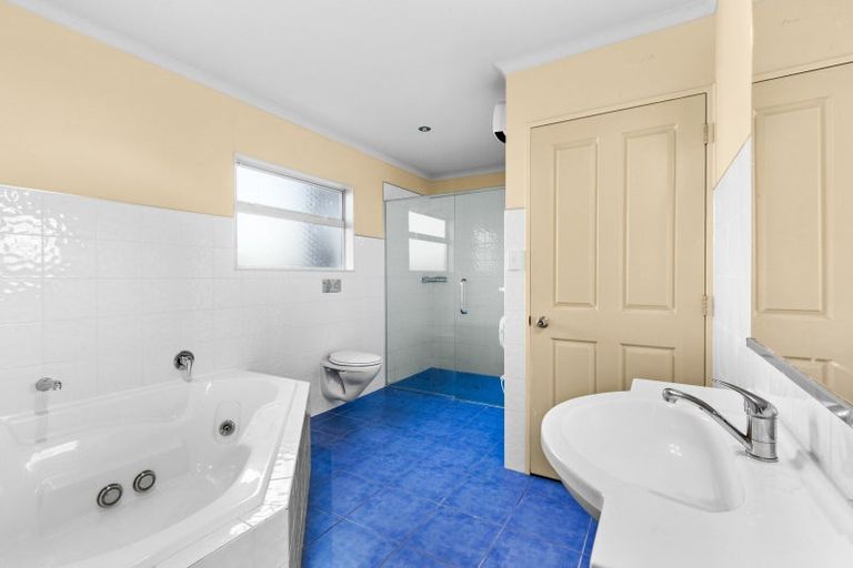 Photo of property in 9a Avenue Road, Greenmeadows, Napier, 4112