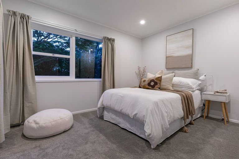 Photo of property in 4 Kerrymaria Place, Hillcrest, Auckland, 0627