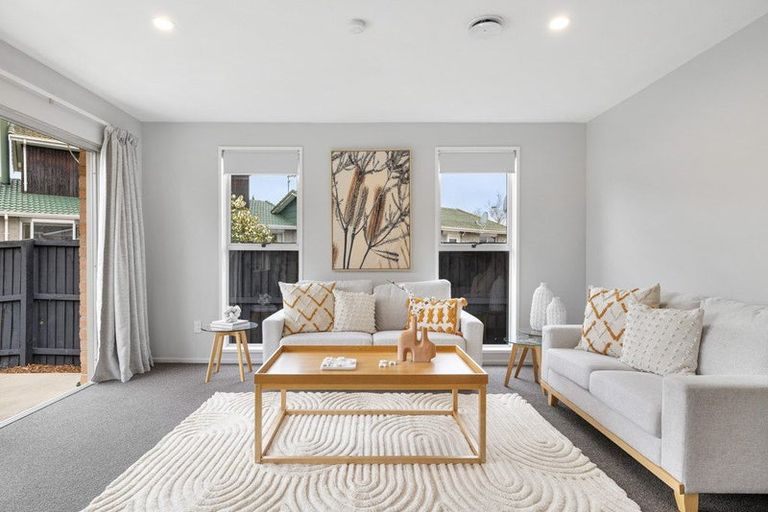 Photo of property in 2/18 Manuel Place, Bishopdale, Christchurch, 8053