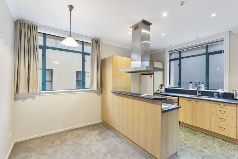 Photo of property in Vicino Apartments, 25/33 Taranaki Street, Te Aro, Wellington, 6011