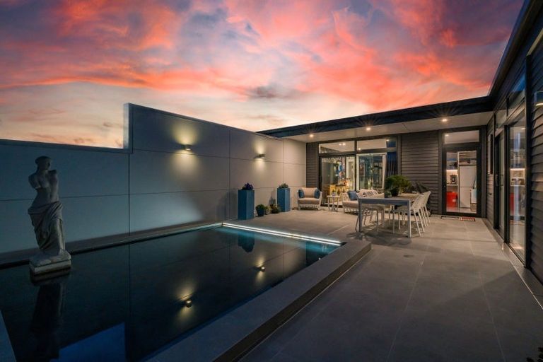 Photo of property in 16 The Fairways, Kinloch, Taupo, 3377