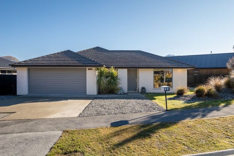 Photo of property in 69 Risinghurst Terrace, Lower Shotover, Queenstown, 9304
