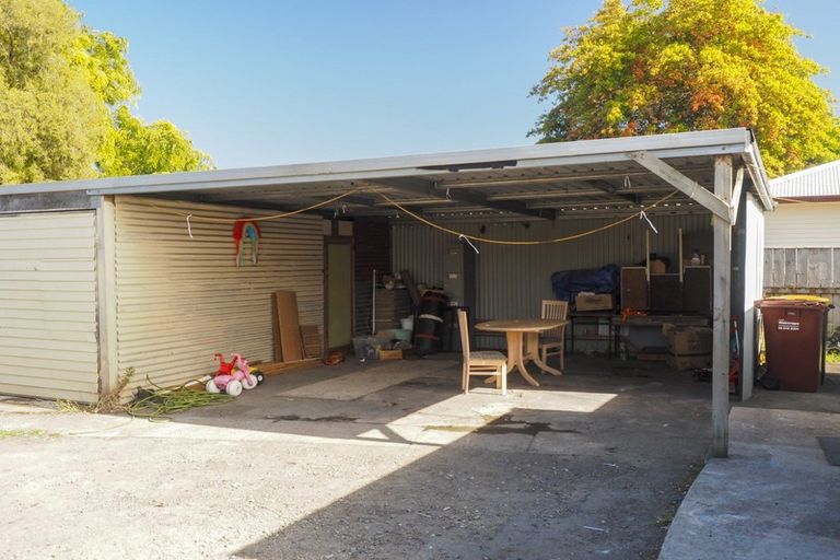 Photo of property in 102 Bannister Street, Masterton, 5810