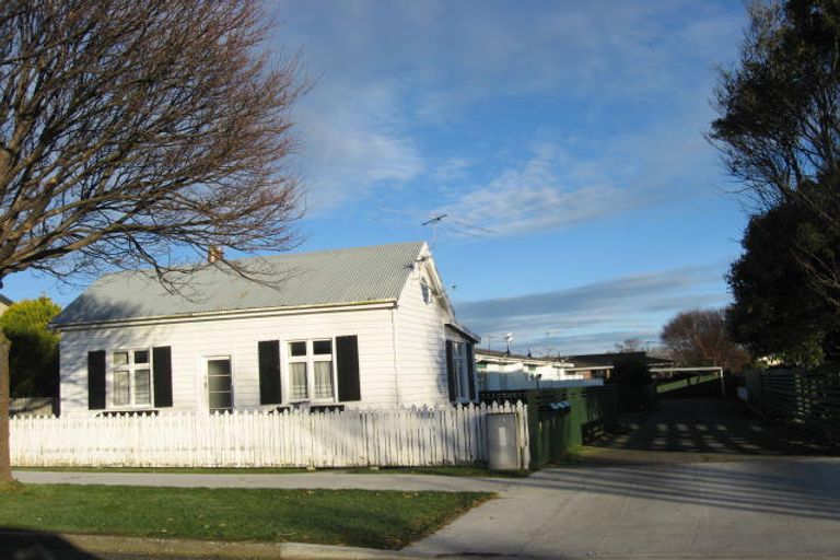 Photo of property in 2/12 Clifton Street, Windsor, Invercargill, 9810