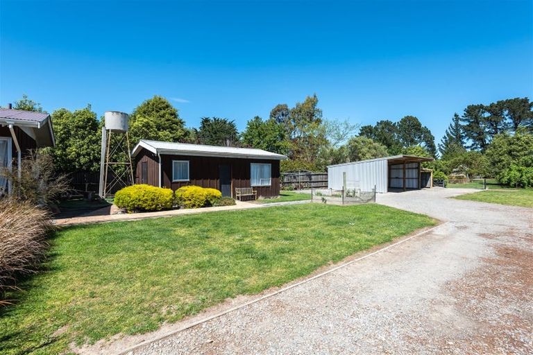 Photo of property in 233 Burnham Road, Burnham, 7600