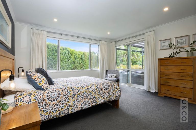 Photo of property in 58 Muriwai Road, Waimauku, 0812