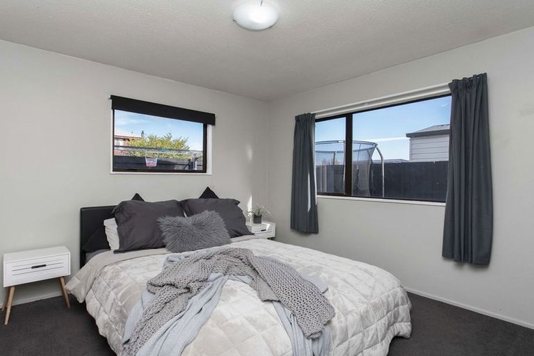 Photo of property in 1/64 Bayswater Crescent, Bromley, Christchurch, 8062