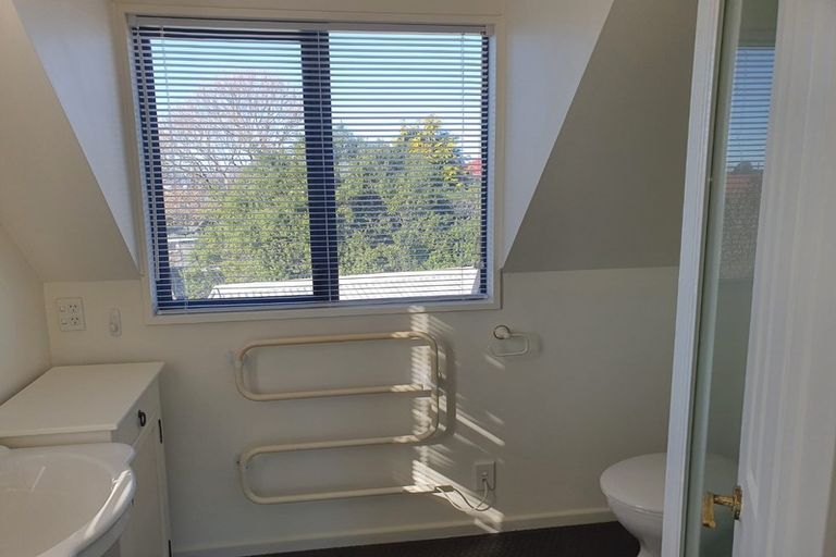 Photo of property in 18a Mclellan Place, Ilam, Christchurch, 8041