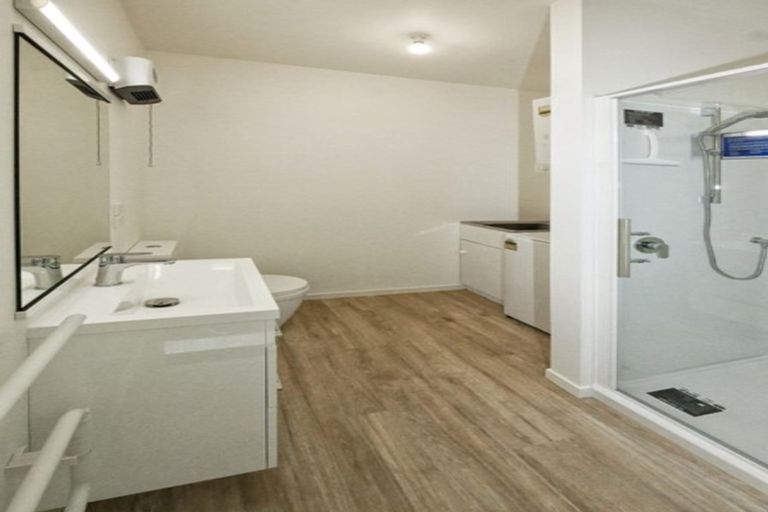 Photo of property in 31-41 Pirie Street, Mount Victoria, Wellington, 6011