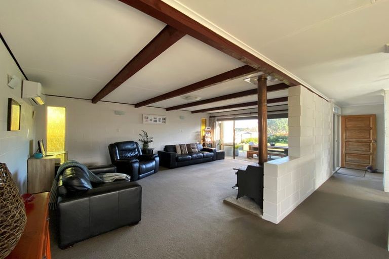 Photo of property in 1 Sarten Street, Waitara, 4320