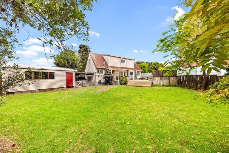 Photo of property in 57 Sunderlands Road, Half Moon Bay, Auckland, 2012