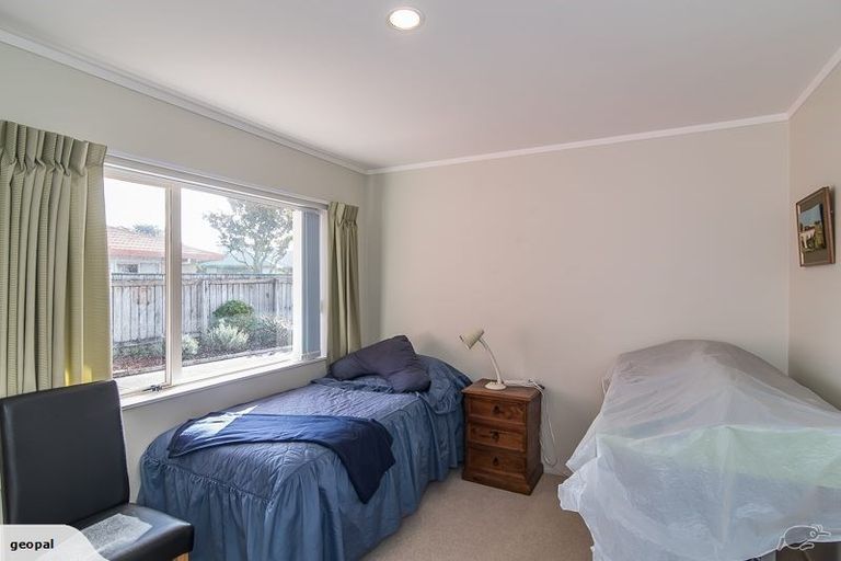 Photo of property in 19 Sunburst Court, Paraparaumu Beach, Paraparaumu, 5032