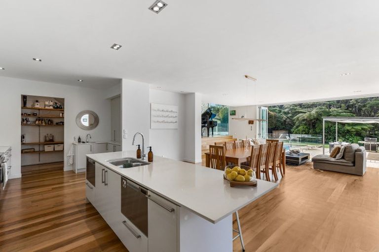 Photo of property in 160 Schnapper Rock Road, Schnapper Rock, Auckland, 0632