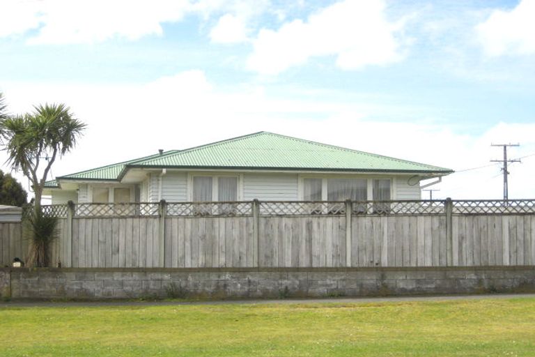 Photo of property in 32 Cordelia Street, Stratford, 4332