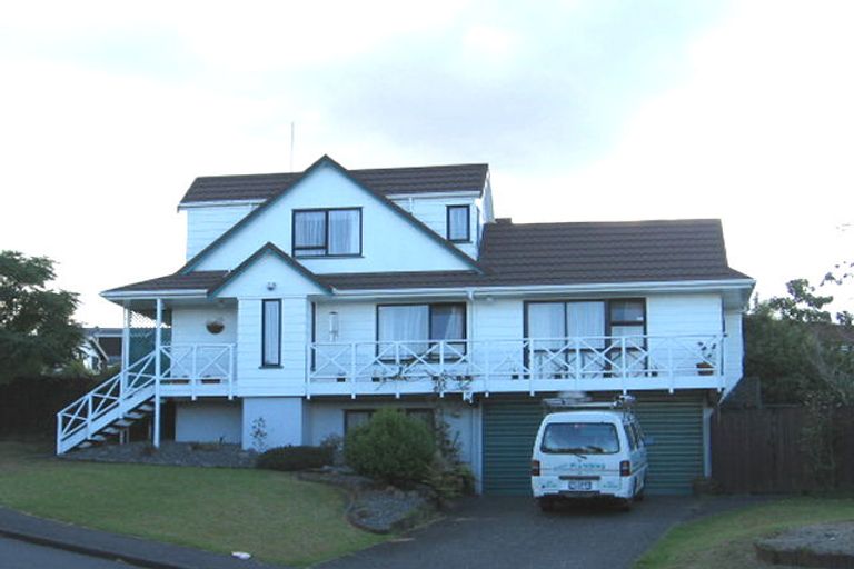 Photo of property in 181 Wiseley Road, West Harbour, Auckland, 0618