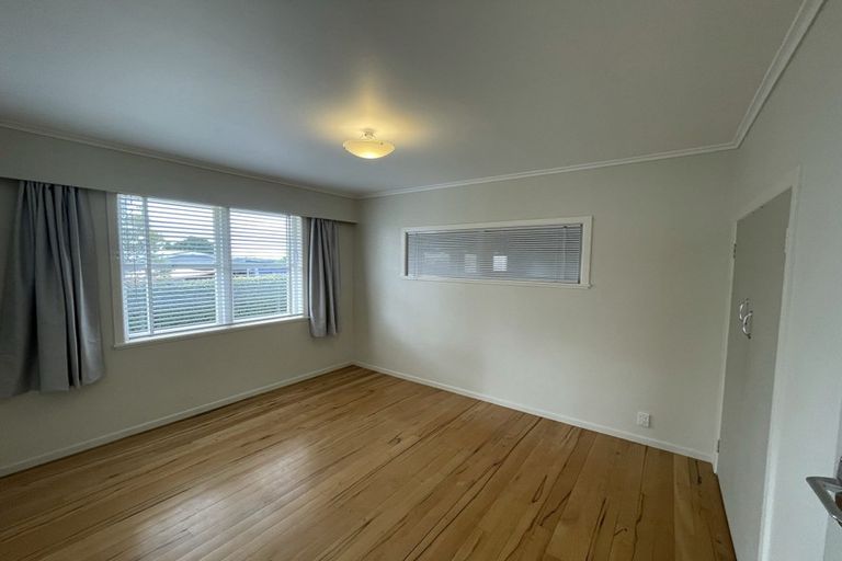 Photo of property in 1/10 Eban Avenue, Hillcrest, Auckland, 0627