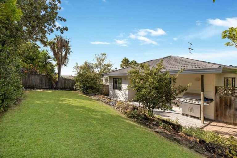 Photo of property in 19 Donald Street, Stanmore Bay, Whangaparaoa, 0932