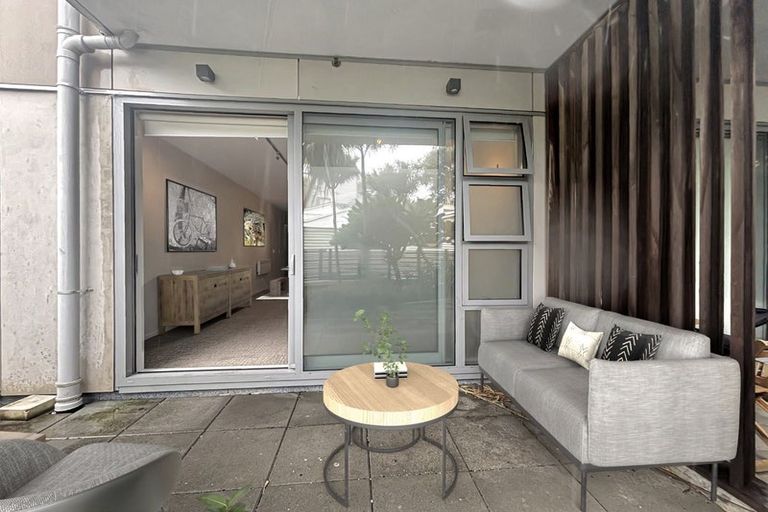 Photo of property in Masina Apartments, 106/80 Riddiford Street, Newtown, Wellington, 6021