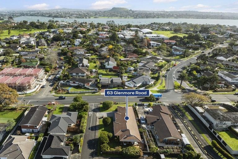 Photo of property in 63 Glenmore Road, Sunnyhills, Auckland, 2010