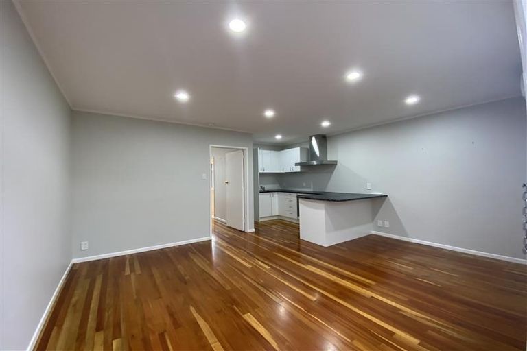 Photo of property in 4/32 Brixton Road, Mount Eden, Auckland, 1024