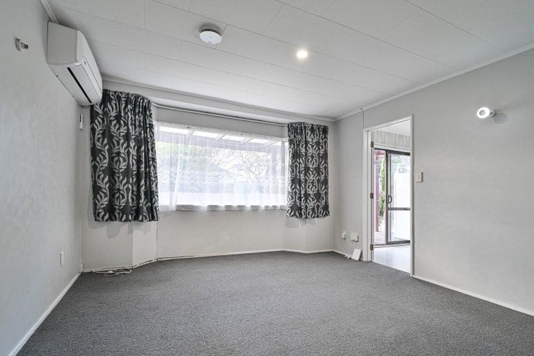 Photo of property in 2/1101 Cunningham Crescent, Mayfair, Hastings, 4122