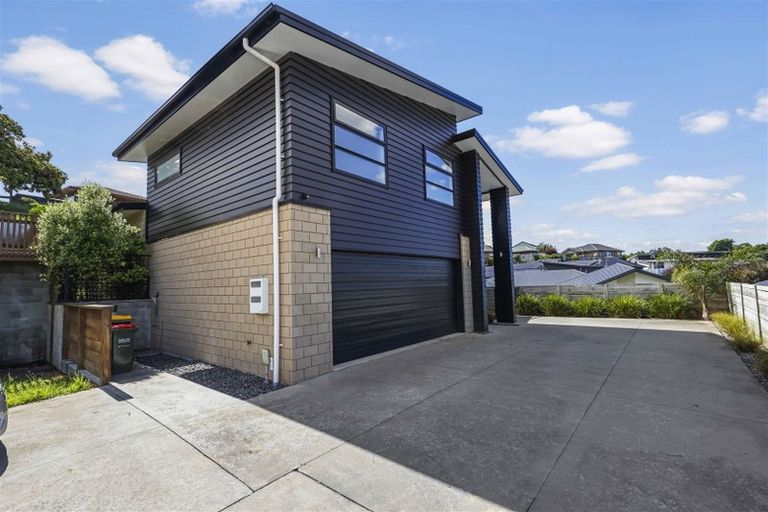 Photo of property in 43 Shrule Place, Huntington, Hamilton, 3210