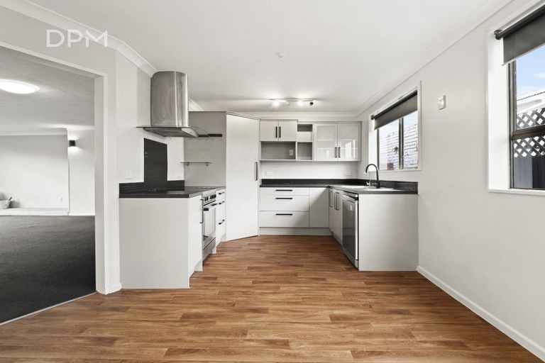 Photo of property in 52 Victoria Road, Saint Kilda, Dunedin, 9012