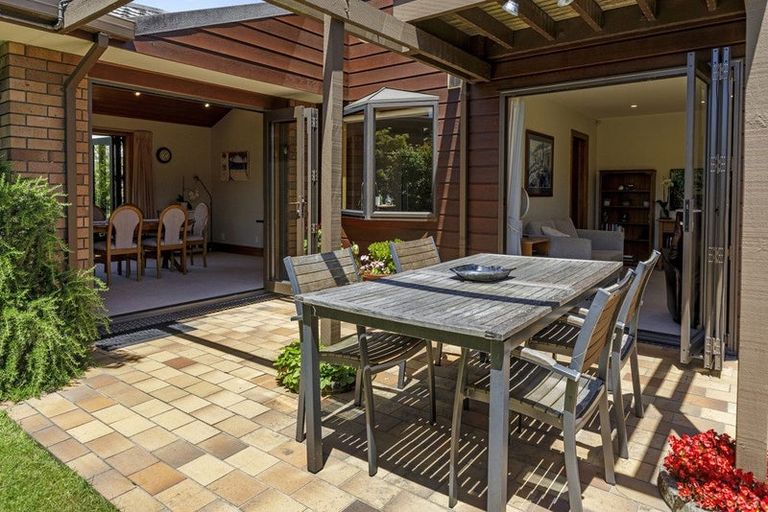 Photo of property in 3 Colin Grove, Hutt Central, Lower Hutt, 5010