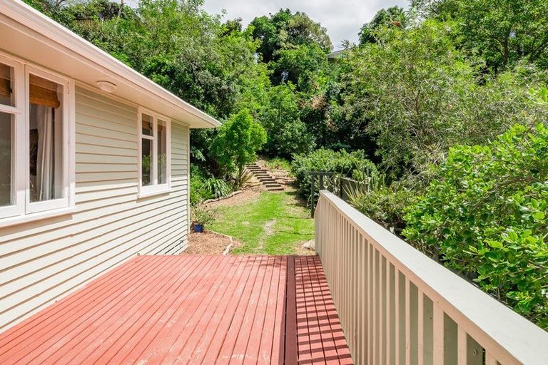 Photo of property in 66 Tilley Road, Paekakariki, 5034