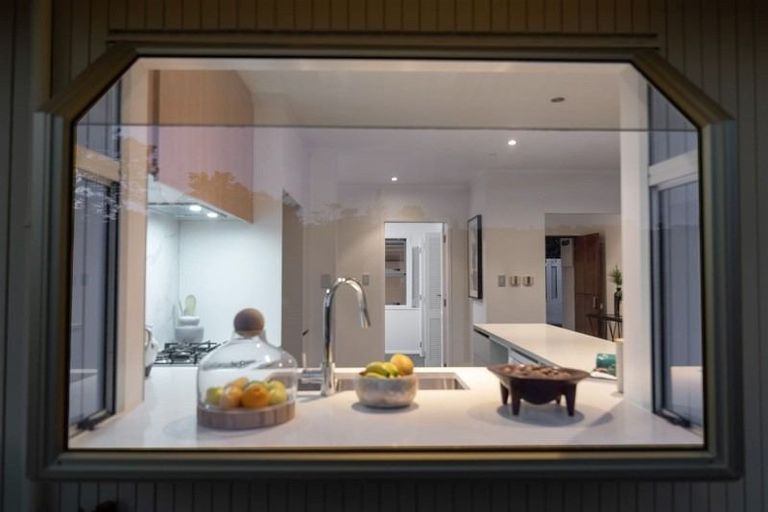 Photo of property in 13 Sandford Street, Campbells Bay, Auckland, 0630