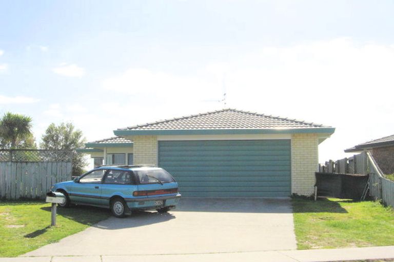 Photo of property in 93 Romana Crescent, Papamoa Beach, Papamoa, 3118